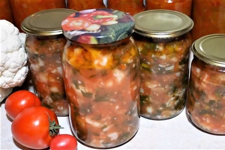 Салат из цветной капусты с баклажанами на зиму