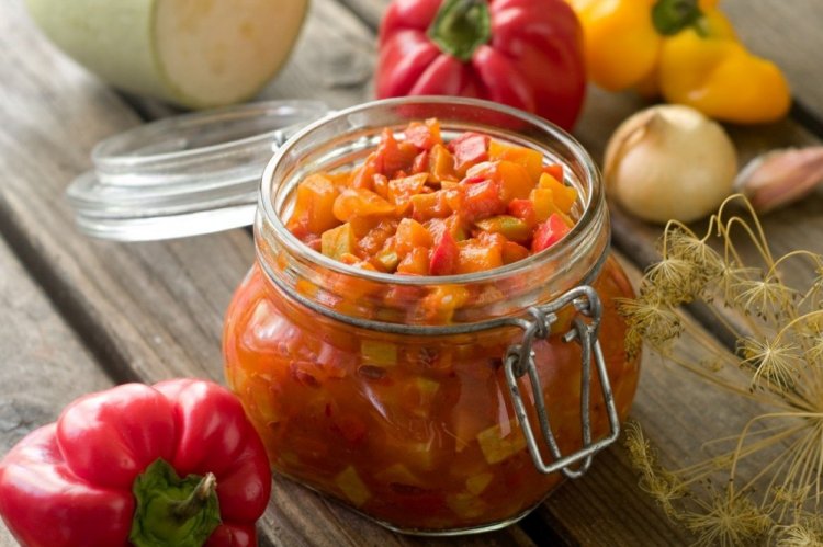 Салат из патиссонов и кабачков на зиму