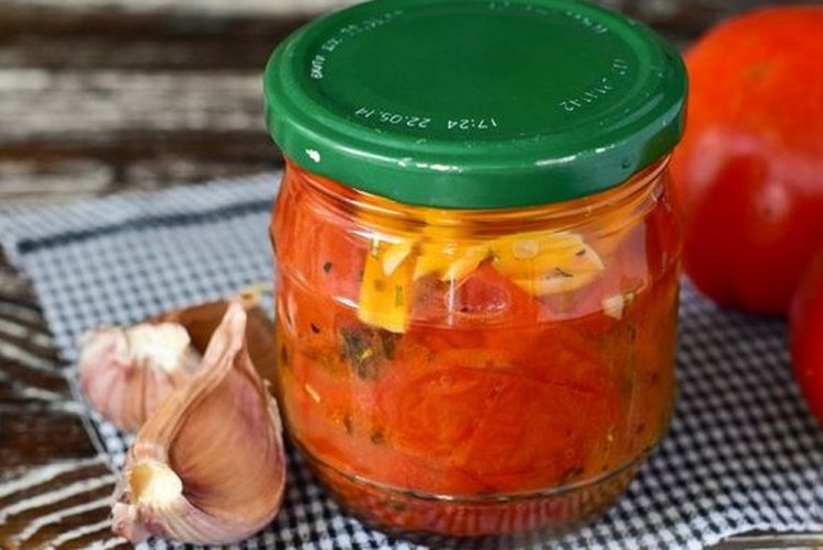 Жареные помидоры с оливковым маслом на зиму