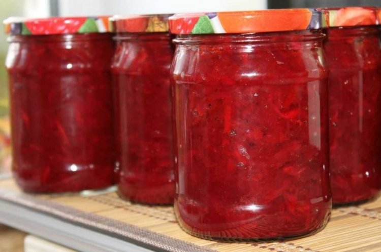 Салат из свеклы с яблоками и морковью на зиму