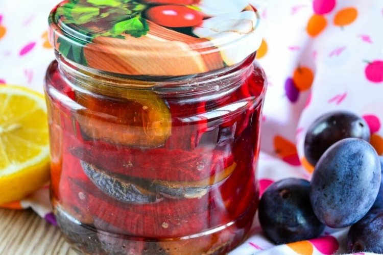 Салат из свеклы и сливы на зиму