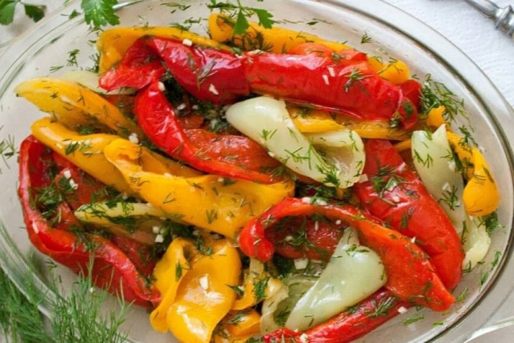 Острый жареный болгарский перец на зиму