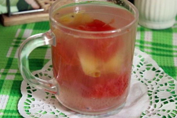 Компот из арбуза и яблок на зиму