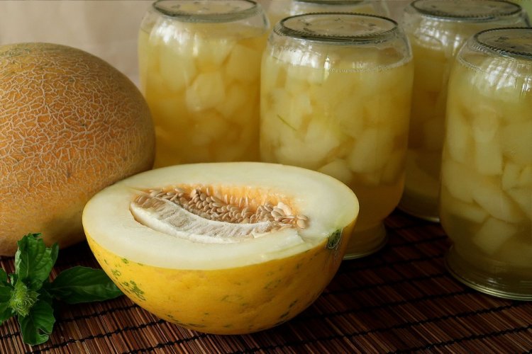 Компот из дыни с лимонным соком на зиму