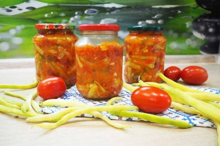 Острая спаржевая фасоль с перцем