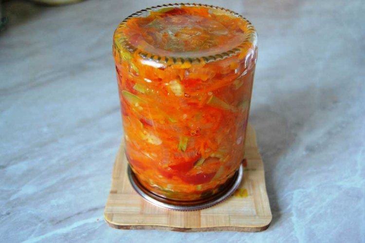 Салат «Парамониха» с патиссонами на зиму