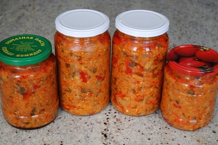 Кабачки с рисом и баклажанами на зиму