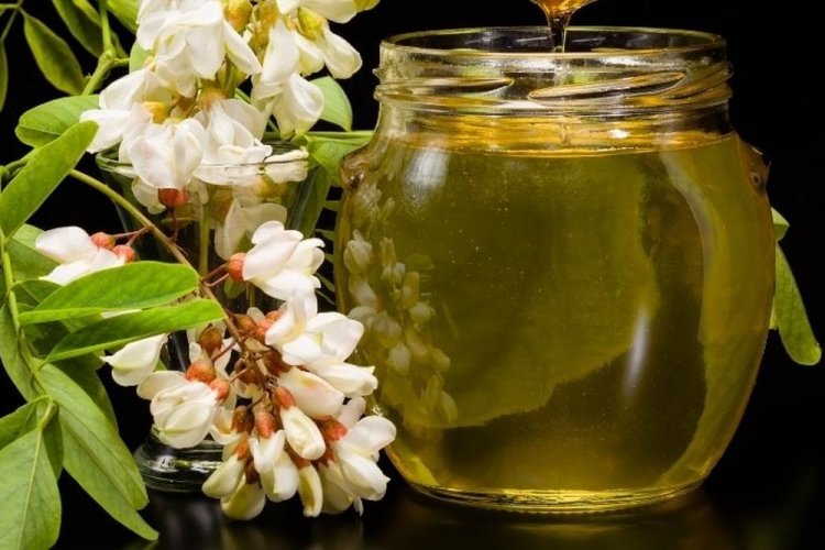 Классический рецепт варенья из акации