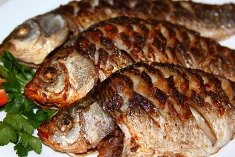 Караси с майонезом в духовке