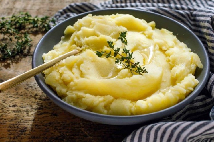 Картофельное пюре с молоком и сливочным маслом