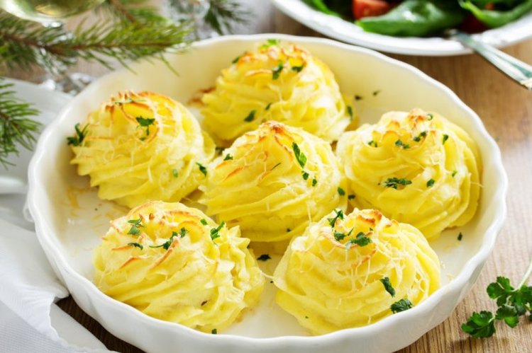 Картофельное пюре с сыром в духовке