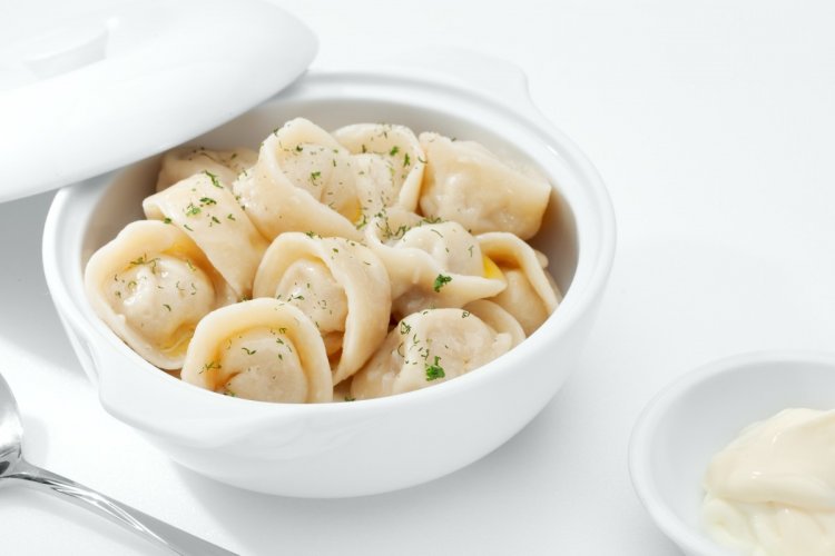 Пельмени в горшочках в духовке: 20 лучших рецептов