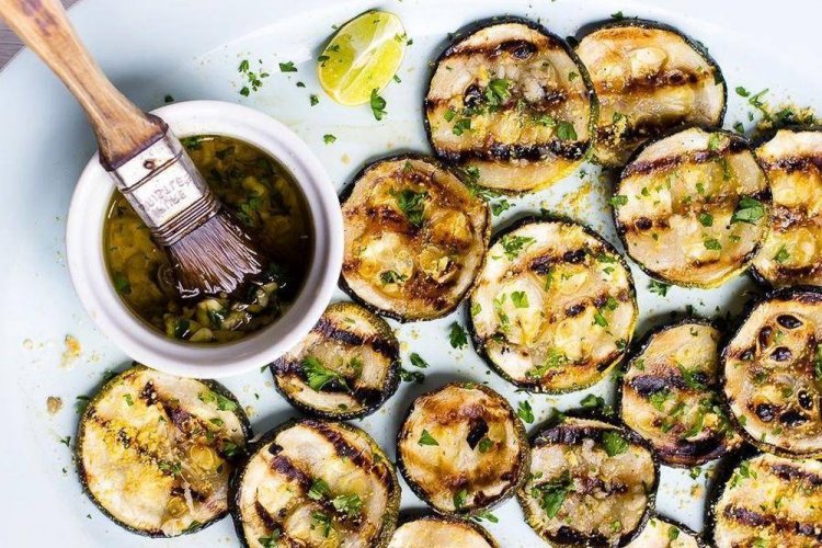 Кабачки в соевом соусе на мангале