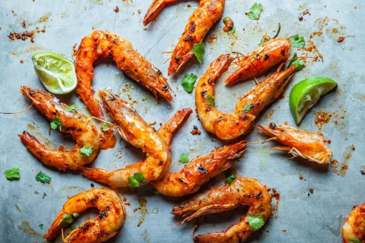 Лангустины с кетчупом на мангале