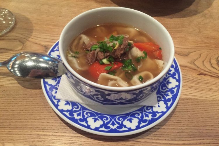 Чучвара с овощами и мясом