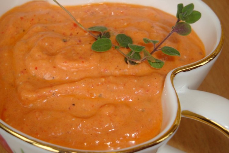 Соус из томатной пасты со сливками