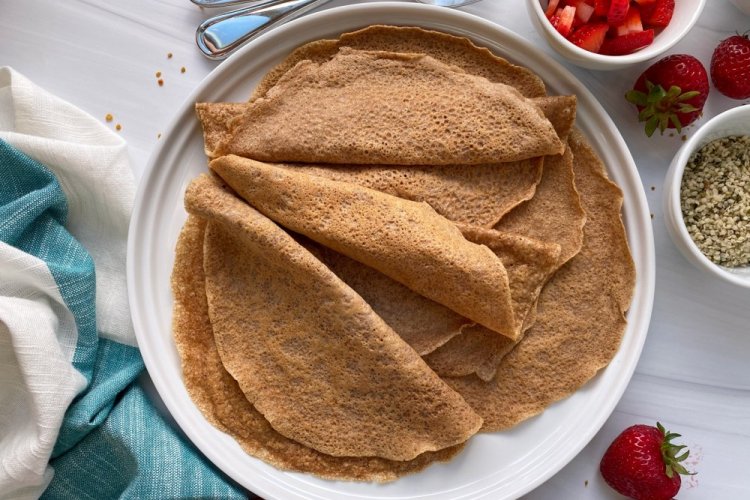 Блины на соевом молоке с миндальной мукой