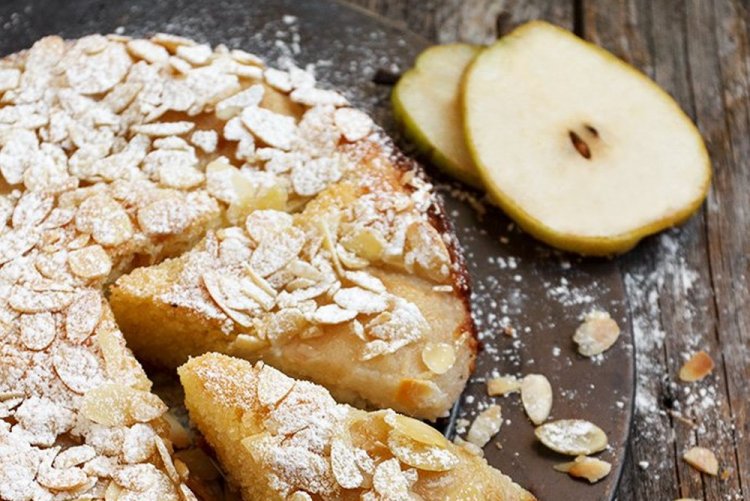 Миндальный пирог с грушей