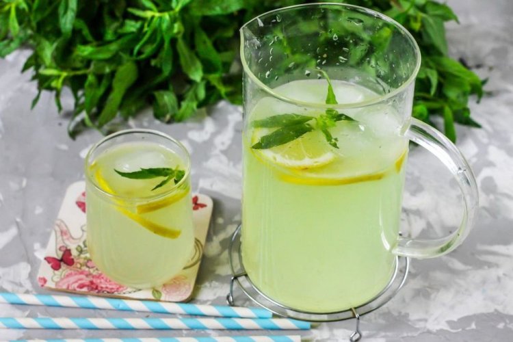 Лимонад с тархуном на березовом соке
