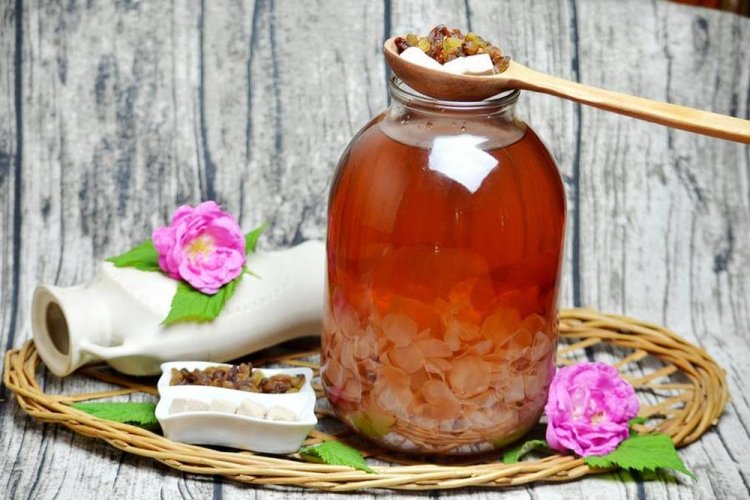 Закваска из чайной розы с изюмом и солодом