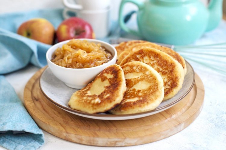 Сырники с яблоками