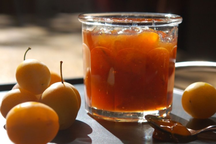 Варенье из желтой сливы с абрикосами