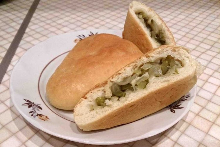 Начинка с мясом и солеными огурцами
