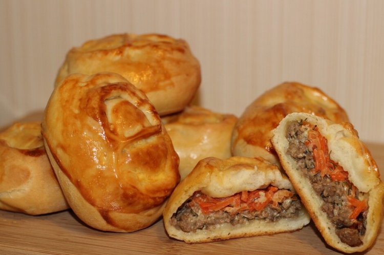 Начинка с мясом и корейской морковью