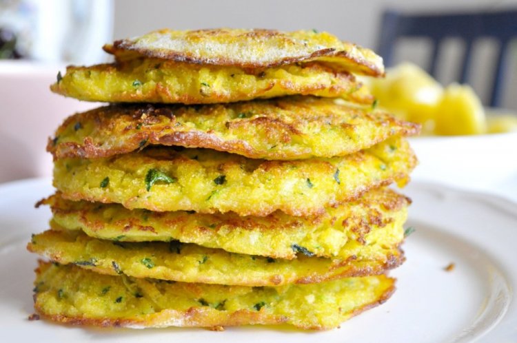 Кабачковые блины без молока