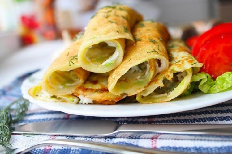 Кабачковые блины со сметаной и майонезом