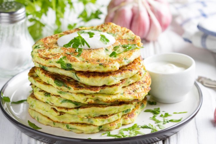 Кабачковые блины на йогурте с ванилью