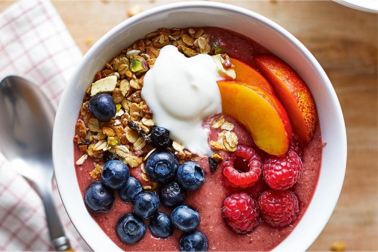 Смузи-боул с персиками