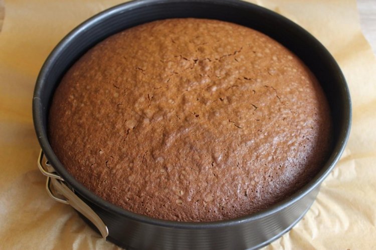 Шоколадный пирог на сметане