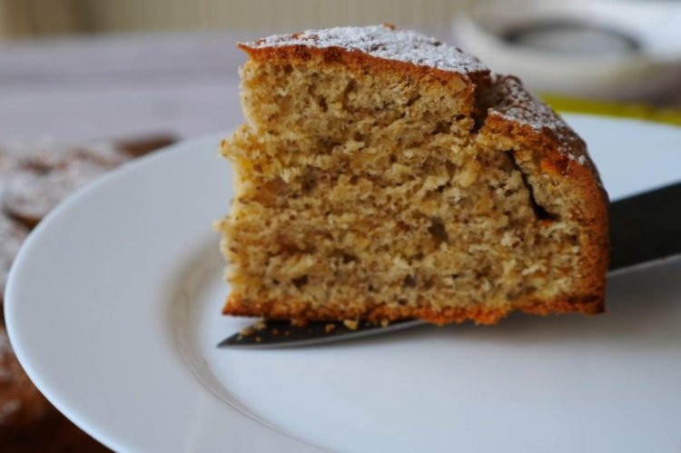 Ореховый пирог на сметане