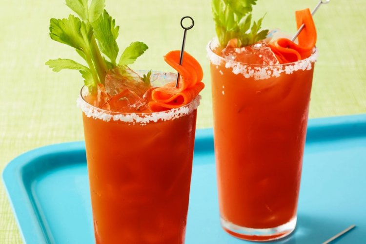 Кровавая Мэри с морковным соком