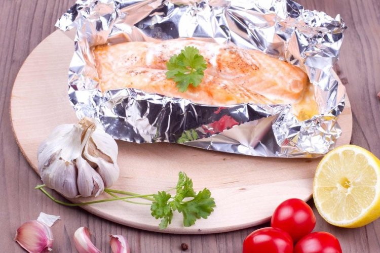 Запеченная кета со сливками в духовке