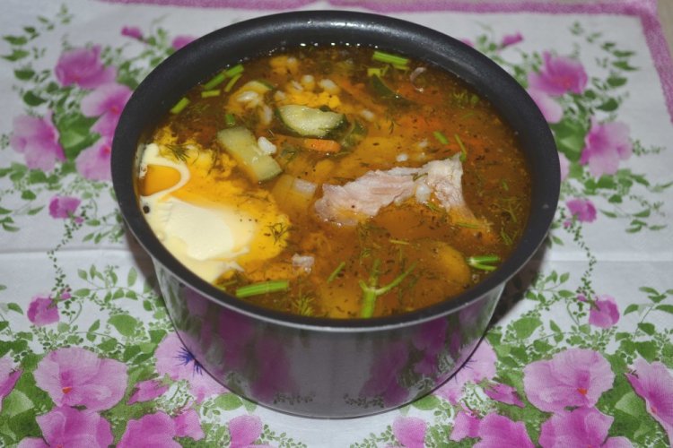 Рассольник с копченой курицей