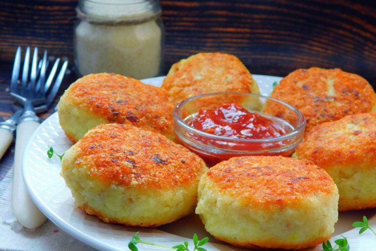 Манные биточки в духовке