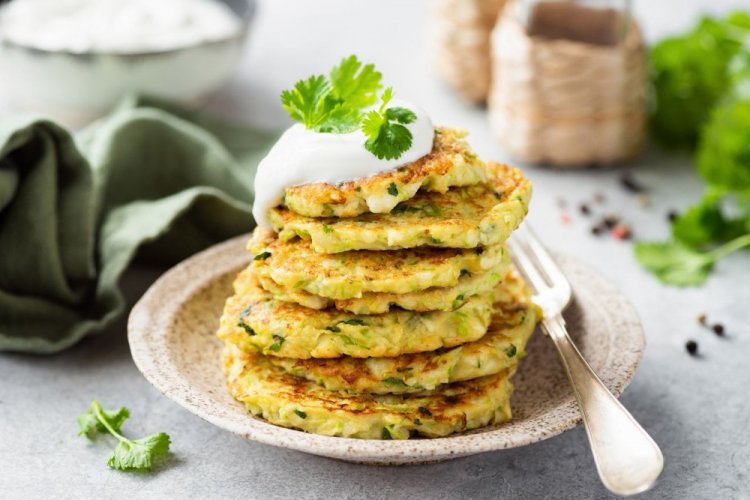 Кабачковые оладьи с сыром и рисовой мукой