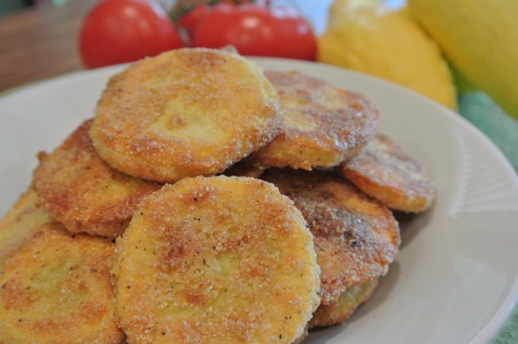 Кабачки в кукурузной панировке