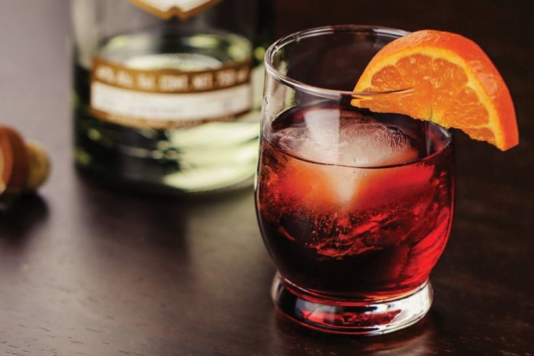 Негрони с текилой и мескалем