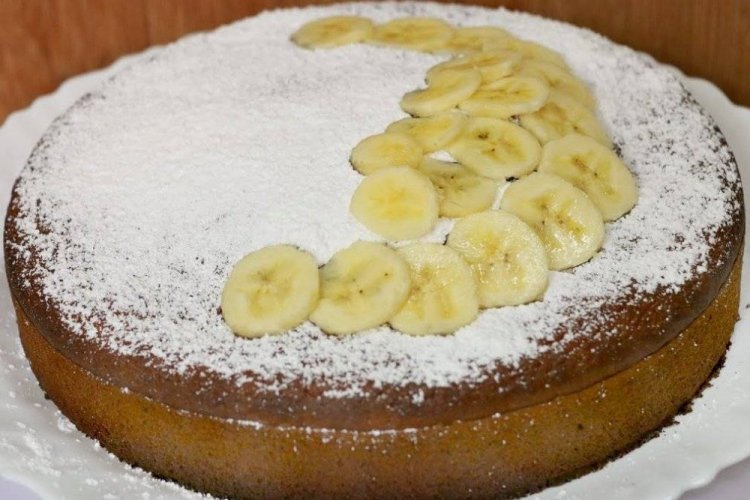 Банановый пирог на молоке