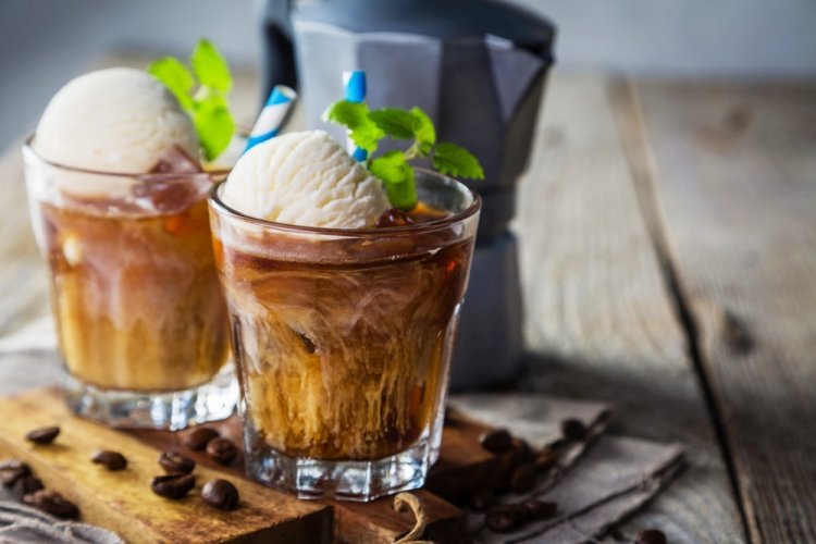 Кофейный коктейль с мороженым
