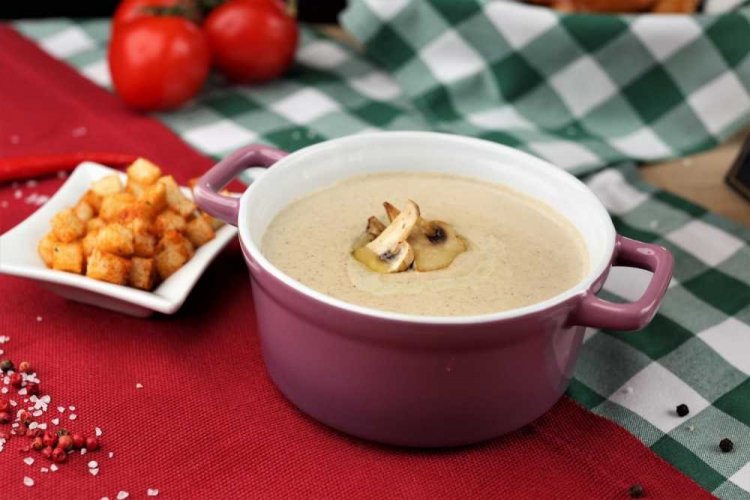 Суп-пюре из шампиньонов с морковью