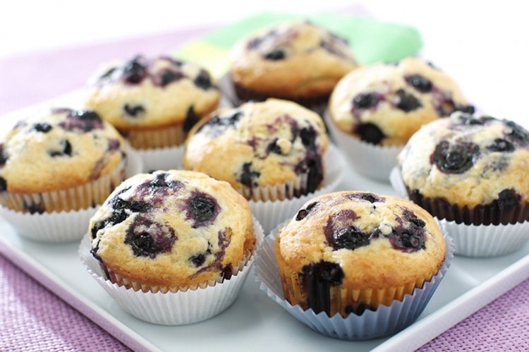 Ягодные маффины на миндальном молоке