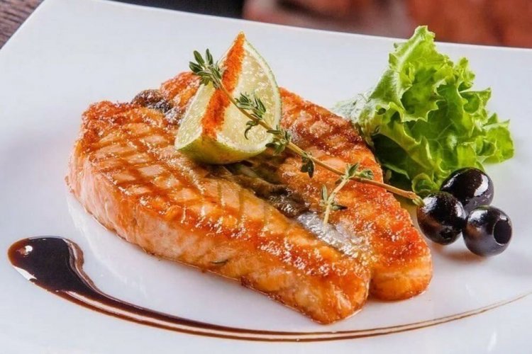 Семга в маринаде из манго и лайма на гриле