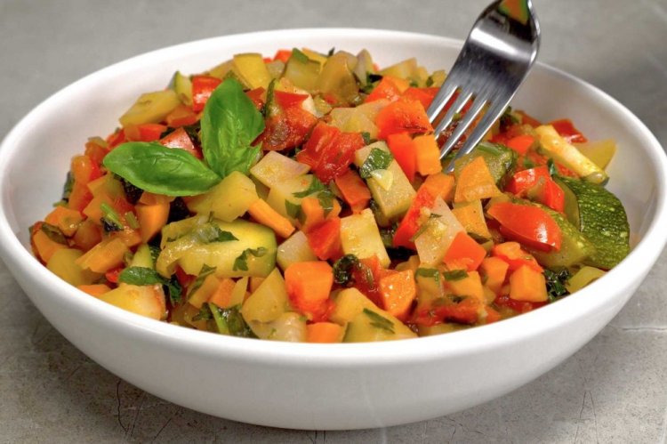 Овощное рагу из кабачков без картошки