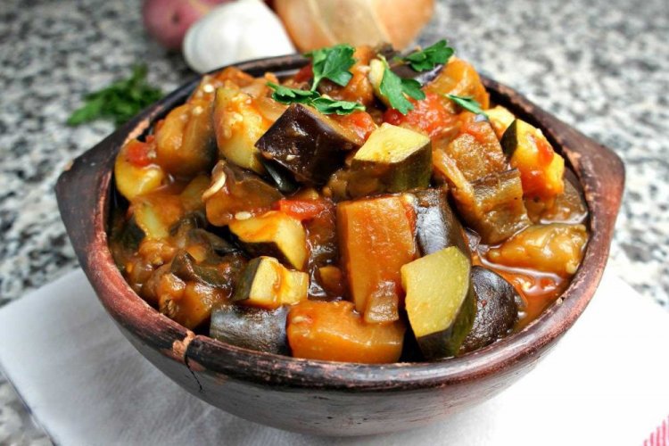 Овощное рагу с баклажанами без картошки