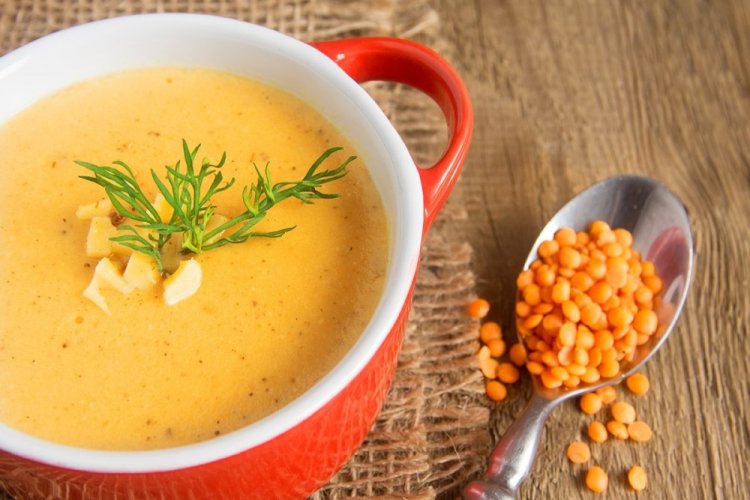 Чечевичный суп-пюре с горохом