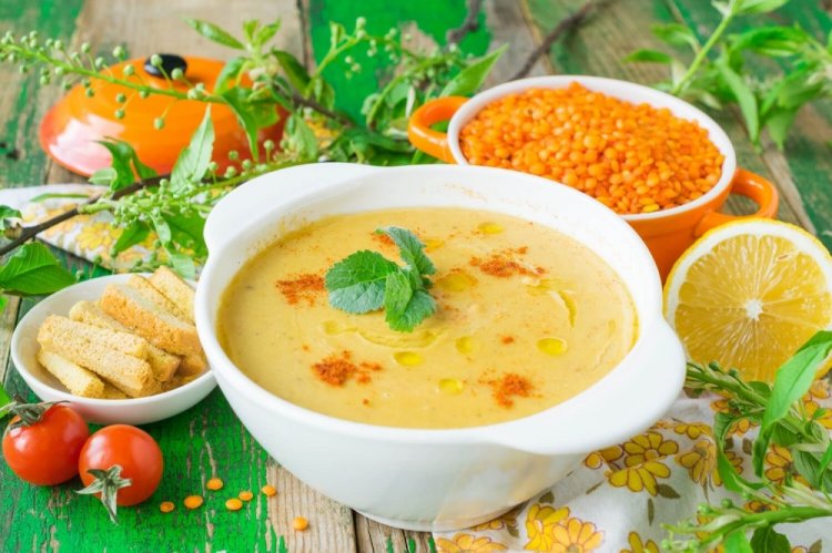 Чечевичный суп-пюре с кокосовым молоком